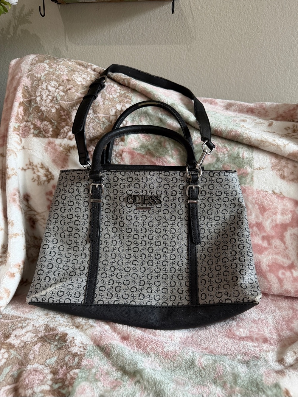 GUESS Gray and Black Signature Logo Tote with Removable Strap